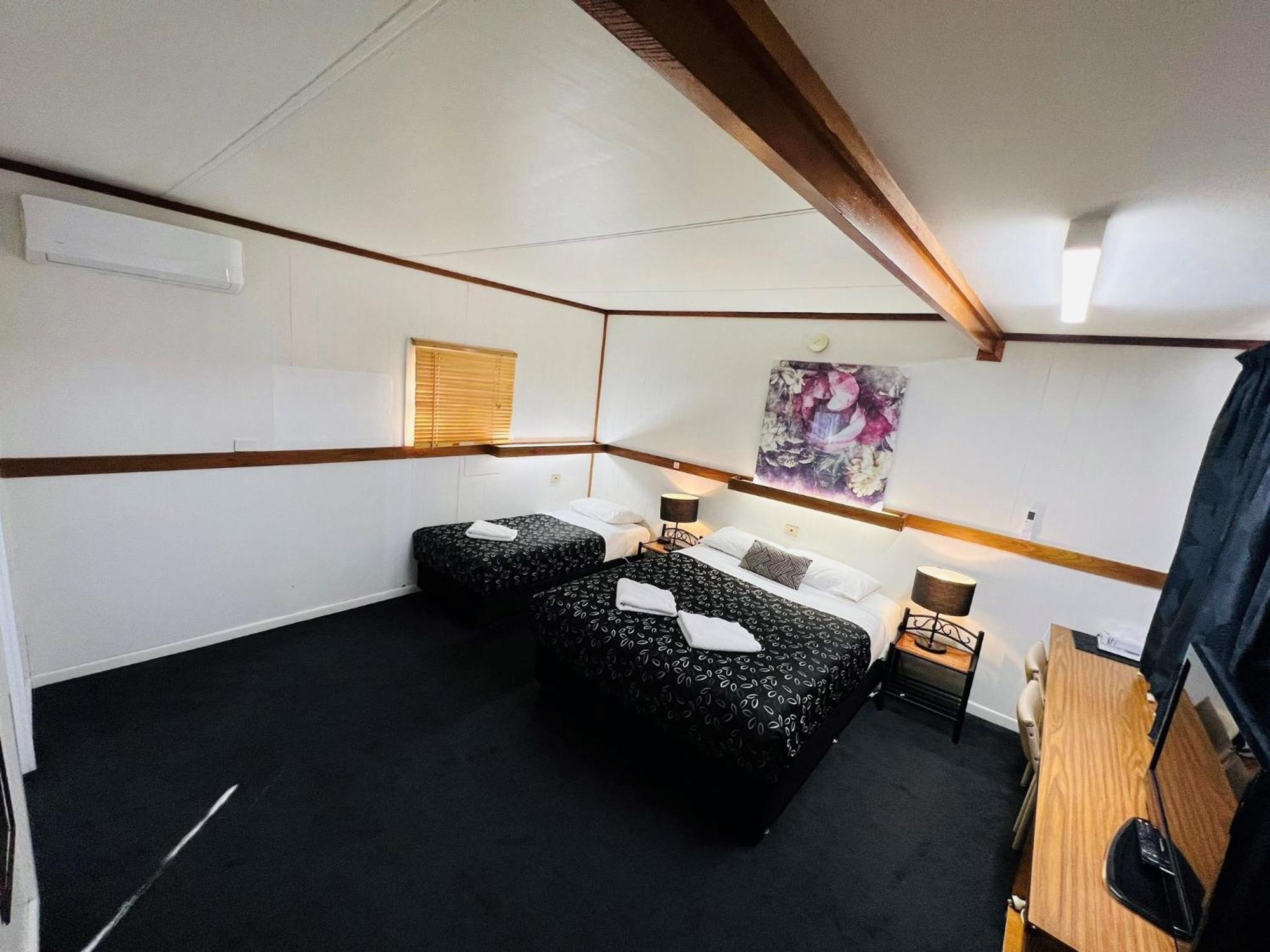 Horsham Motel Экстерьер фото