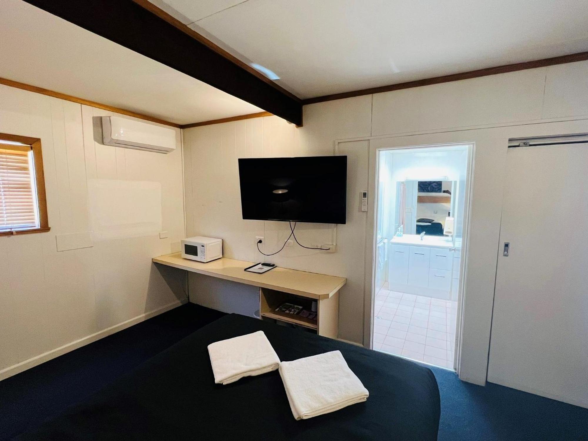 Horsham Motel Экстерьер фото